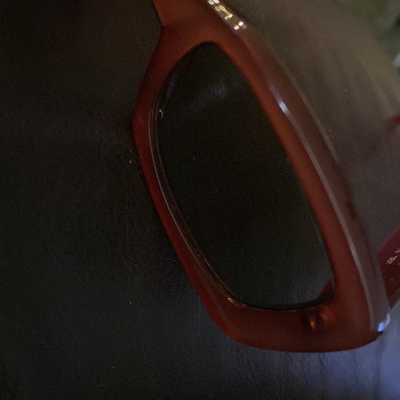 Coach sunglasses red or brown color. - Picture 5 of 5